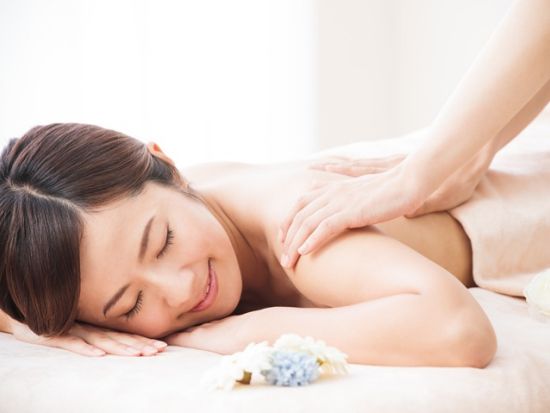 ロミロミマッサージ＆スパトリートメント　コンビネーション／ロミロミ／スウェディッシュ／もみほぐしから選択＜ワイキキビーチウォーク沿い＞ by アロハ・セラピー