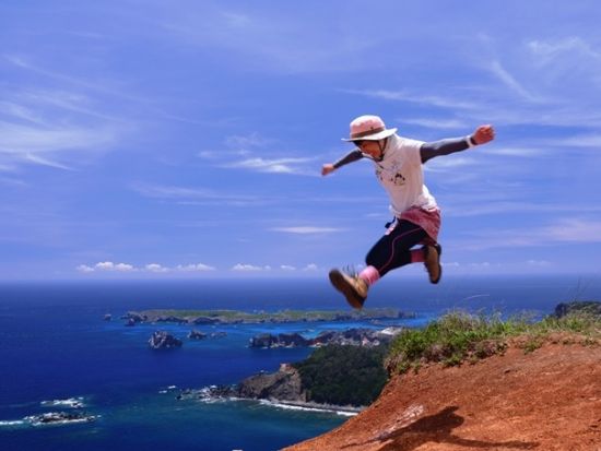 ハートロック（千尋岩）トレッキングツアー　亜熱帯の森やガジュマルの森をベテランガイドがご案内＜1日／送迎付き／小笠原諸島・父島発＞by ボニンブルーシマ