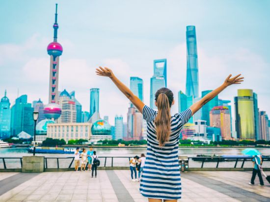 主要観光スポットを短時間で効率良く！上海半日観光☆外灘＋豫園商城＋浦東(陸家嘴) ＜日本語ガイド／午前／送迎付き＞ ※1名より出発保証