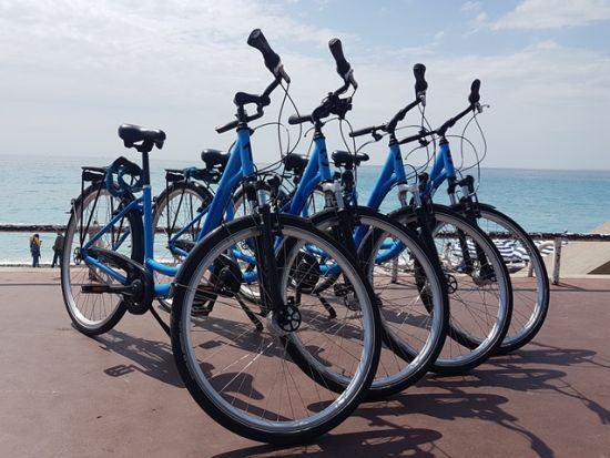 自転車レンタル 自由自在にニース観光＜2時間～9時間／ニース発＞