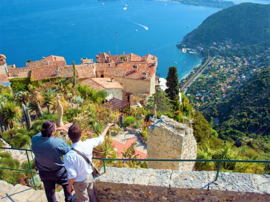 モナコ＋エズ＋ラ・トゥルビー 終日観光ツアー　フラゴナール香水工場見学付き＜英語／ニース発＞