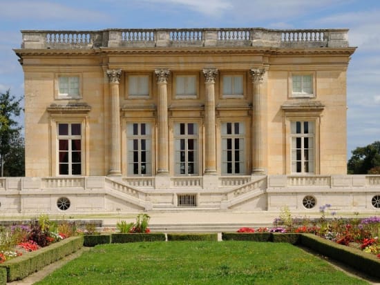 le_Petit_Trianon_Versailles