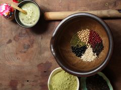lei tea hakkan drink bowl with beans and spices