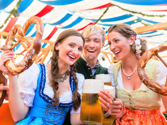 Germany_Munich_Oktoberfest_or_Dult_Beer_Pretzels_shutterstock_471652505