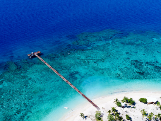 マラマラビーチクラブ　アイランドリゾートで過ごす贅沢な時間＜往復送迎付＞