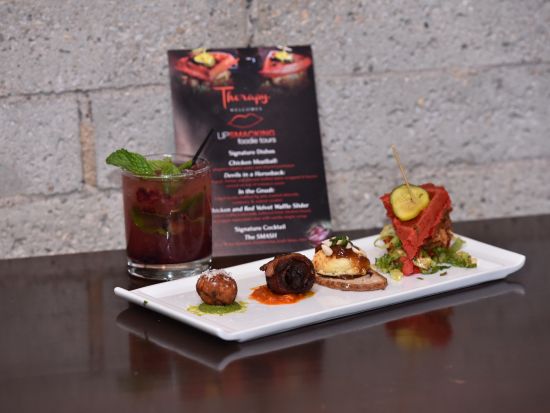 ラスベガス食べ歩きツアー　ダウンタウンのローカルレストラン巡り　立ち寄り3～4か所 ＜英語ガイド＞