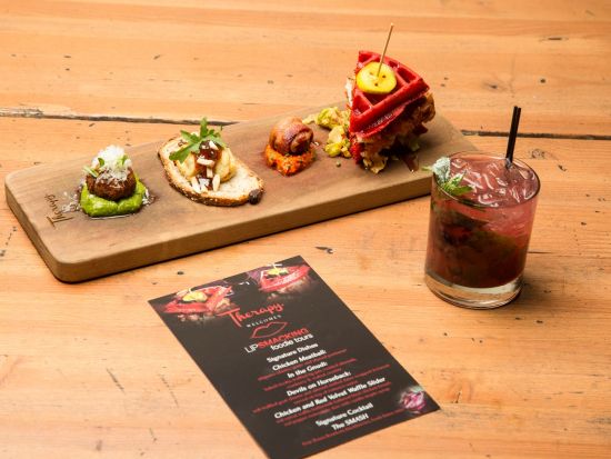 ラスベガス食べ歩きツアー　ダウンタウンのローカルレストラン巡り　立ち寄り3～4か所 ＜英語ガイド＞