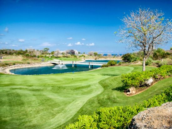 【ゴルフ予約】ブキット パンダワ ゴルフ＆カントリー クラブ ☆18ホール・パー54・全ホールパー３の本格的ショートコース＜ホテル送迎手配可＞