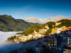 Visit the valley town of Sapa