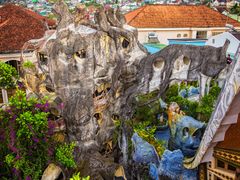 Hang Nga Crazy House, Dalat