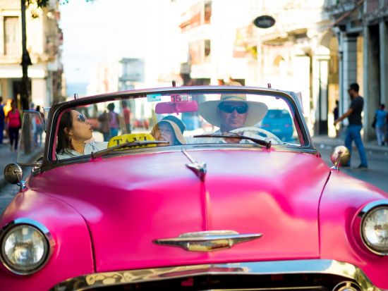クラシックカーで巡る！ハバナ・カサブランカ地区 半日観光ツアー＜ハバナ発＞