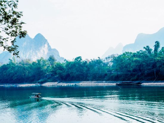 桂林観光のハイライト！漓江下り+西街 1日観光ツアー＜貸切チャーター／日本語ガイド／昼食付き／桂林発＞