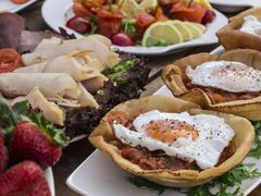 UAE_Dubai_Gourmet Breakfast