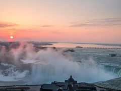 USA_Canada_Tronto_Niagara_Falls_Sunrise_123rf_99891974_M
