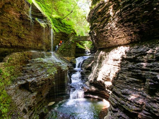 ナイアガラの滝3泊4日ツアー　フィラデルフィア＆アーミッシュ村＆ワシントンD.C.観光＆アウトレットモール買物 ＜1名催行／日本語アシスタント／環境保全へ寄付＞