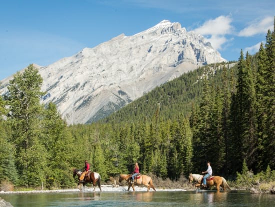 ※Top候補River-Horseback-Ride-Banff-Trail-Riders-1