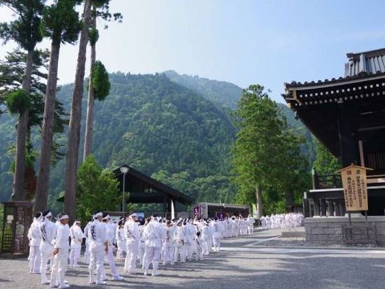 600x600tour-experiencehistory-naturefood-ofsacr-3327-896-20180718-2