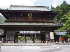 600x600tour-experiencehistory-naturefood-ofsacr-3327-643-20180718-11