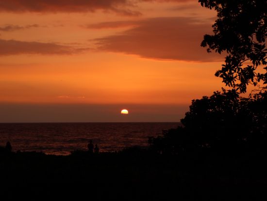 マウナケア山麓　貸切チャーター(6名様まで)　マットレスに寝そべってゆっくり星空観測　サンセット鑑賞付きプランあり by Mana Tours