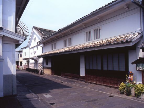 別府市内発着貸切観光タクシー　4.5～5.5時間プラン 重要文化財稲葉家下屋敷＋歴史の道二王座＋国の特別史跡臼杵石仏を巡る歴史観光コース byトラベルネット