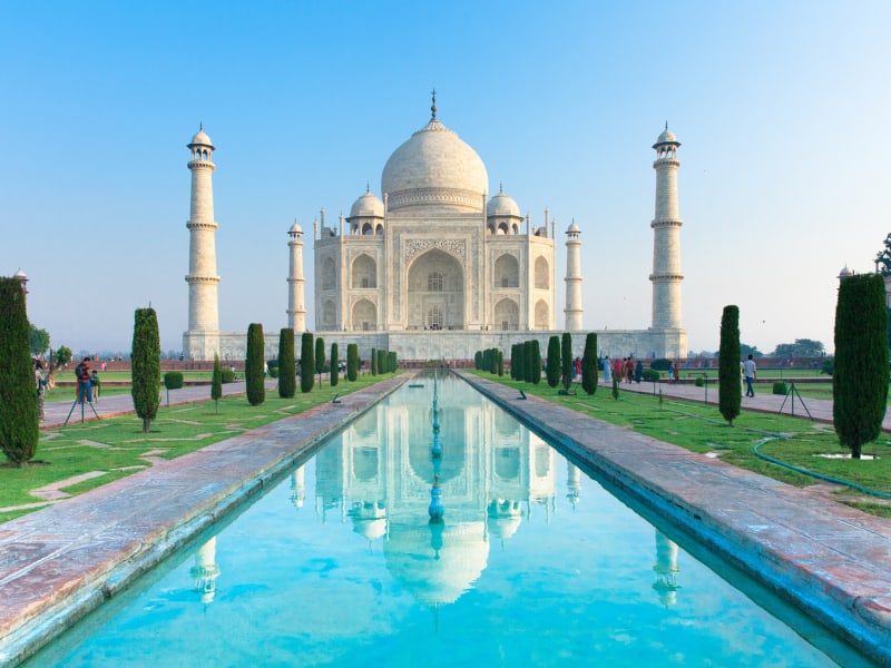 Enjoy a walking tour of Taj Mahal