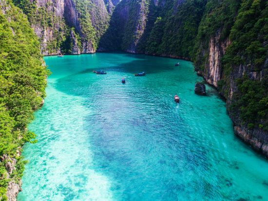 ピピ島+カイ島日帰りツアー マヤベイ上陸！透明度抜群の海でシュノーケリング　GoProレンタルあり＜スピードボート／日本語or英語／ランチ／空港お送り可＞