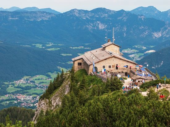 Germany_Berchtesgaden_Eagle_Nest_shutterstock_676082851