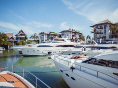 Thailand_Phuket_Royal_Phuket_Marina_