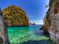 Thailand_Phuket_PhiPhi_Losama_Bay
