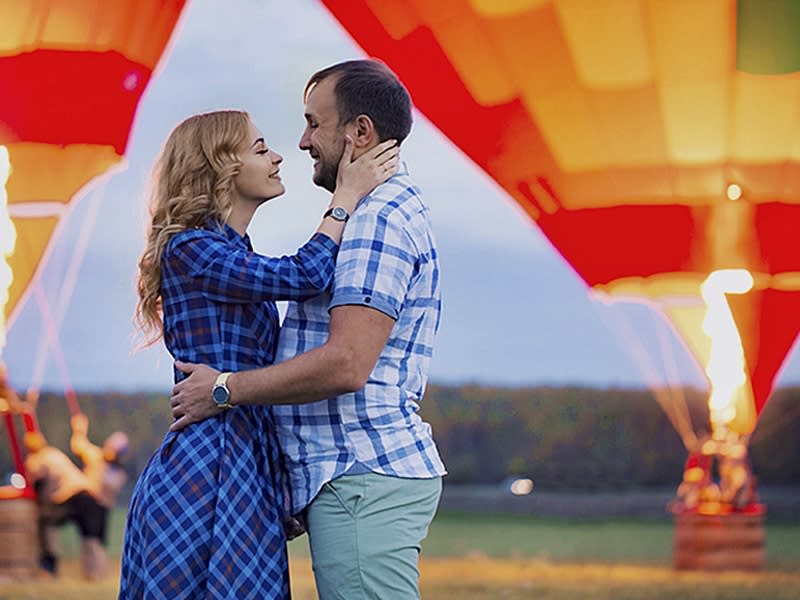Hot air balloon wedding proposal in Prague (1)