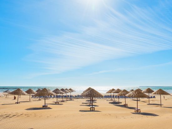 【マラケシュ発 モロッコ周遊 3泊4日】世界遺産エッサウィラ＋城壁都市タルーダント＋リゾート地アガディール 3つの異なる街を巡る宿泊ツアー＜英語＞