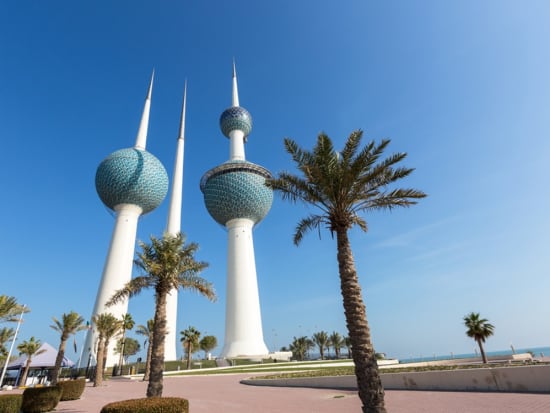 Kuwait_Kuwait tower_shutterstock_502711942