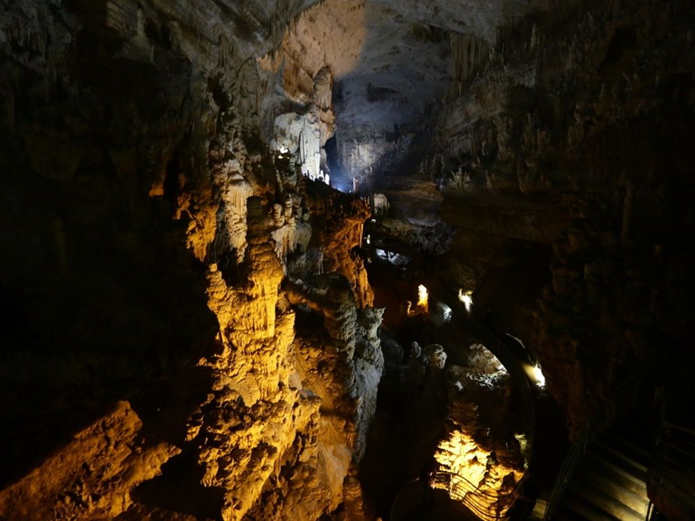 Lebanon_Jeita grotto_shutterstock_693162157