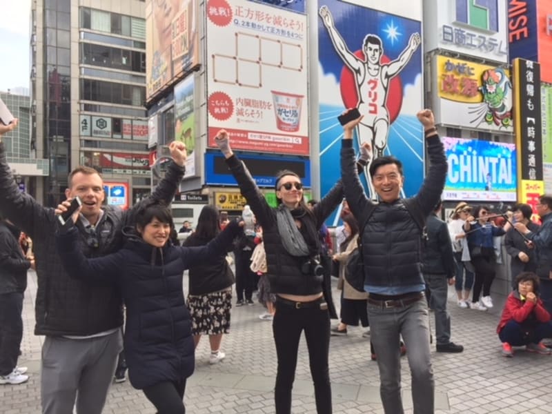 大阪ウォーキングツアー ミナミ 道頓堀で大阪の食と文化を味わおう 午前 南海なんば駅発 2 5時間 大阪の観光 遊び 体験 レジャー専門予約サイト Veltra ベルトラ