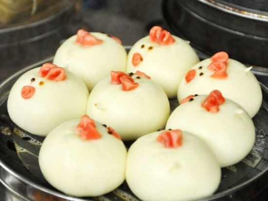 夕方出発！夜の西塘 日帰り観光ツアー 映画『ミッション:インポッシブル3』のロケ地でB級屋台巡り＜日本語ガイド／郷土料理の夕食付／ホテル送迎／上海発＞