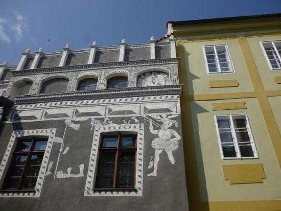 世界遺産チェスキークルムロフ＆チェスケー・ブディェヨヴィツェを巡る１日観光ツアー ＜貸切／日本語ガイド／昼食付き／ビール付き／プラハ発着＞