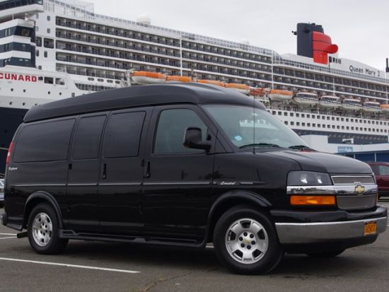 貸切観光　チャーター車で行くニューヨーク　広々車内のVIP SUVまたはラグジュアリーバン指定プランあり ＜4～8時間／日本語ドライバーガイド＞