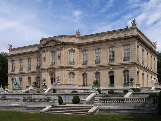 ニューポート日帰り貸切観光　世界に名だたる富豪の豪邸が立ち並ぶアメリカ最古のリゾート地を巡るオーダーメイドツアー＜日本語ガイド／12時間＞