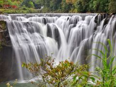 1525073484046-crop