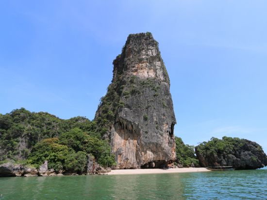 プライベートチャーター船で行く！パンガー湾クルーズ　ジェームスボンド島など５つの島をホッピング　シーカヌー体験も可能！ ＜貸切／日本語ガイド／スピードボート＞