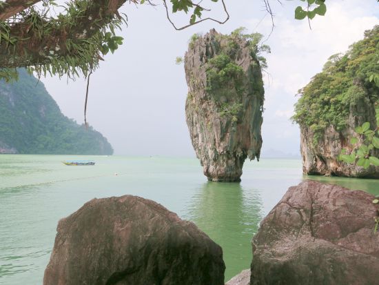 プライベートチャーター船で行く！パンガー湾クルーズ　ジェームスボンド島など５つの島をホッピング　シーカヌー体験も可能！ ＜貸切／日本語ガイド／スピードボート＞