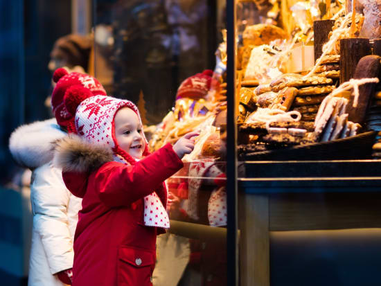Generic_Child_Food_Christmas_Market_Munich_Germany_shutterstock_497547616