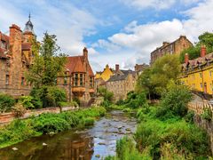 Edinburgh City Tour by Mini Coach