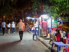 Ho Chi Minh food tour street shops open at night