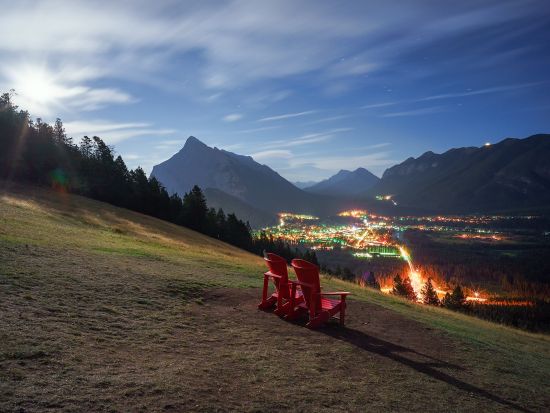 世界遺産カナディアンロッキー ナイトサファリツアー　バンフ国立公園　＜4～10月／英語ガイド／バンフ発＞