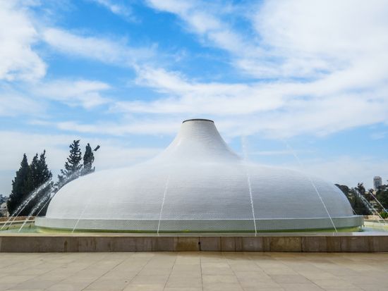 Israel_Jerusalem_Museum_shutterstock_578807785