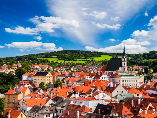 世界遺産チェスキークルムロフ＆チェスケー・ブディェヨヴィツェを巡る１日観光ツアー ＜貸切／日本語ガイド／昼食付き／ビール付き／プラハ発着＞