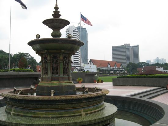 歩いて散策！クアラルンプール市内観光ツアー＜午前／日本語ガイド＞