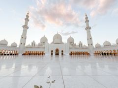 UAE, Abu Dhabi Sheik Zayed Grand Mosque