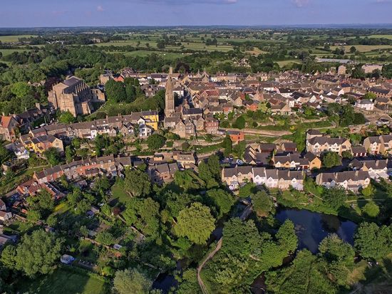 UK_Cotswolds_Malmesbury_shutterstock_717648724